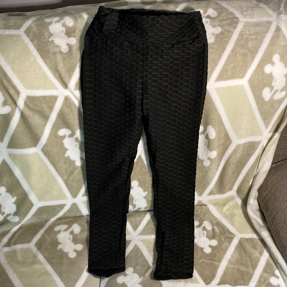 Scrunch butt leggings